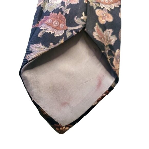 Vintage Floral Silk Tie By Halston III 100% Italian Silk Made In USA Floral Patt - Picture 5 of 5